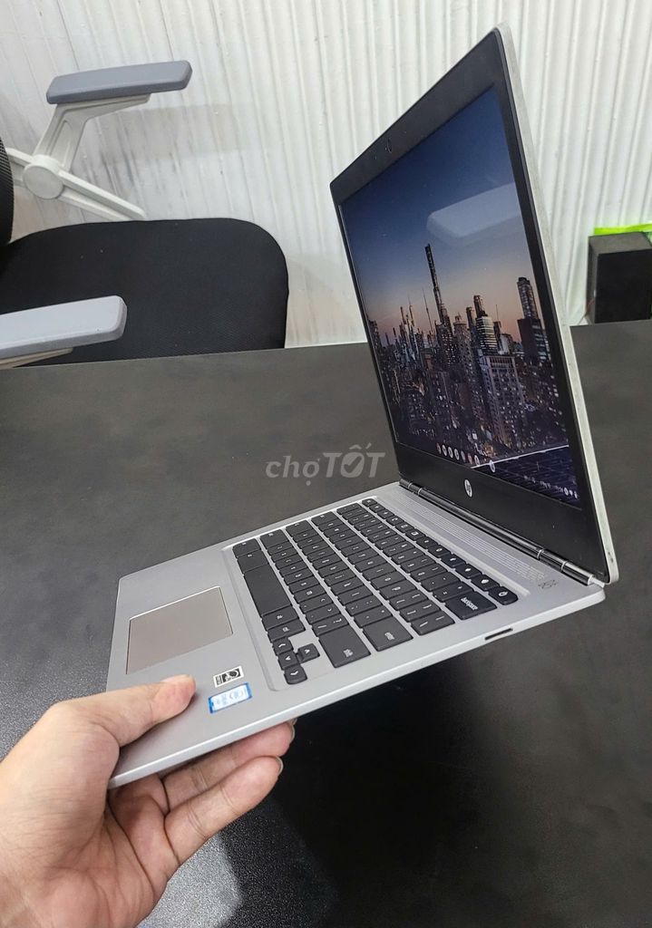 Hp chromebook QHD 3K IPS siêu mỏng,siêu đẹp