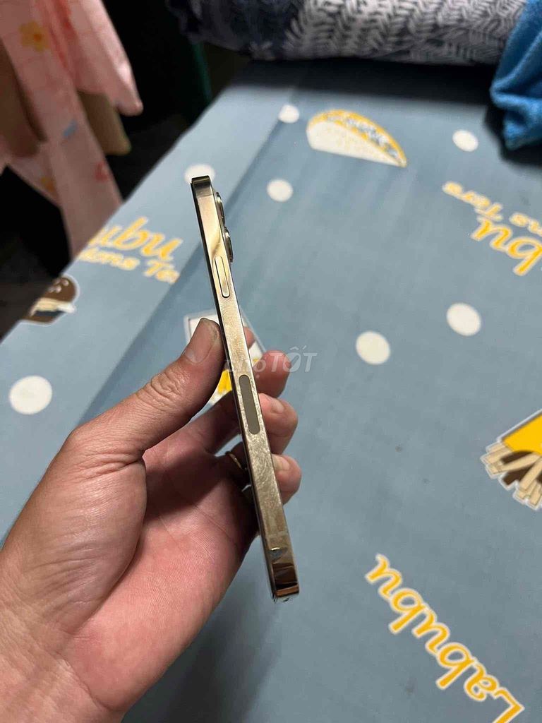 iPhone 12 Pro Max 128GB Vàng. Mua bán Điện thoại tại Thành phố Tân An Long An được đăng bởi Mua bán điện thoại cũ hình 1