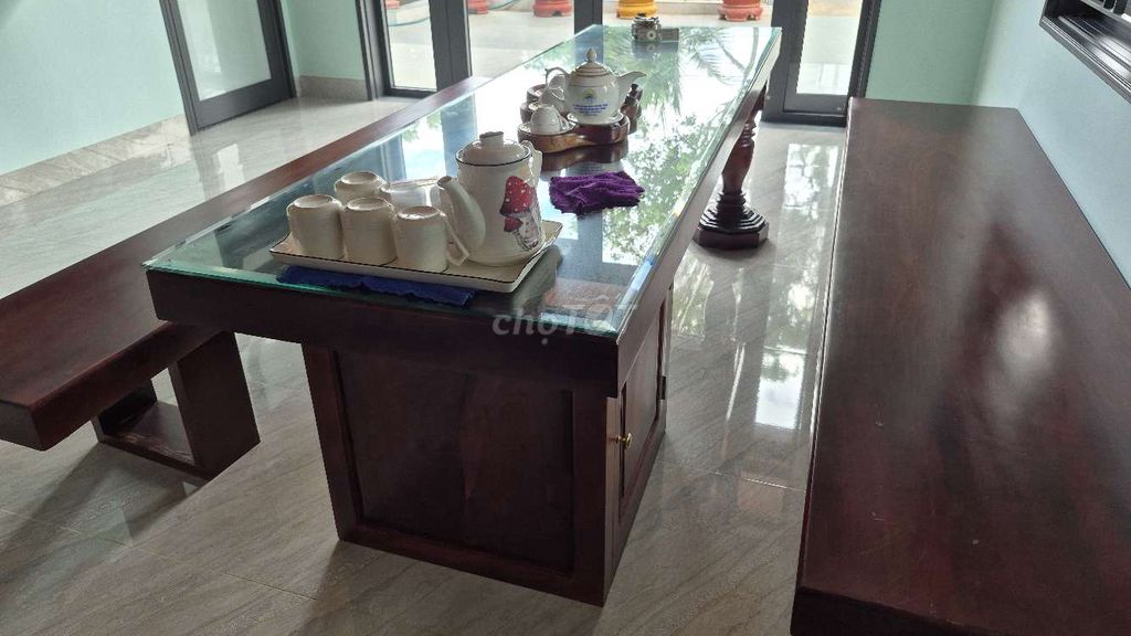 Bộ bàn ghế Gỗ Nâu đỏ Phòng khách. Mua bán Bàn ghế tại Thành phố Buôn Ma Thuột Đắk Lắk được đăng bởi Hải hình 1