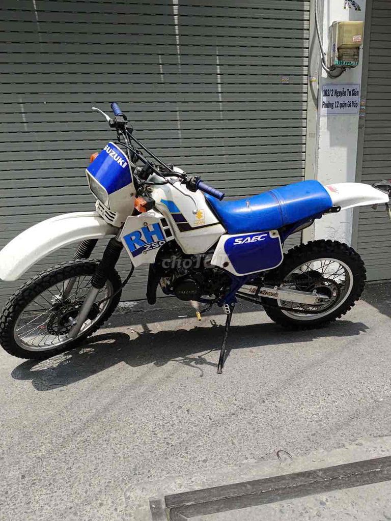SG-Cào cào 2thì Suzuki RH250. Mua bán Xe máy tại Quận Gò Vấp Tp Hồ Chí Minh được đăng bởi Lâm hình 1