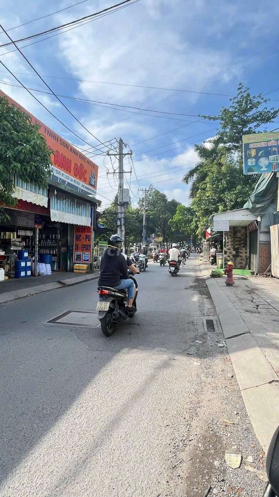 Bán Nhà Mặt Tiền Vườn Lài, 4,7 x 37m