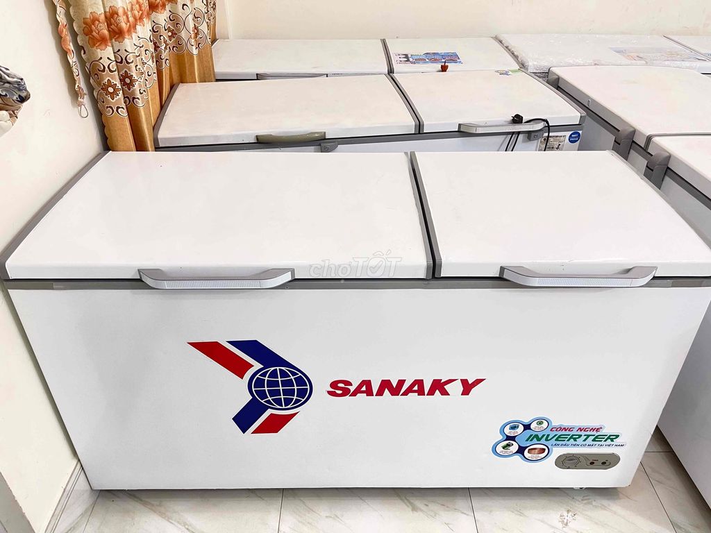 TỦ ĐÔNG SANAKY 660L INVETER MỚI 90% model 6699hy3