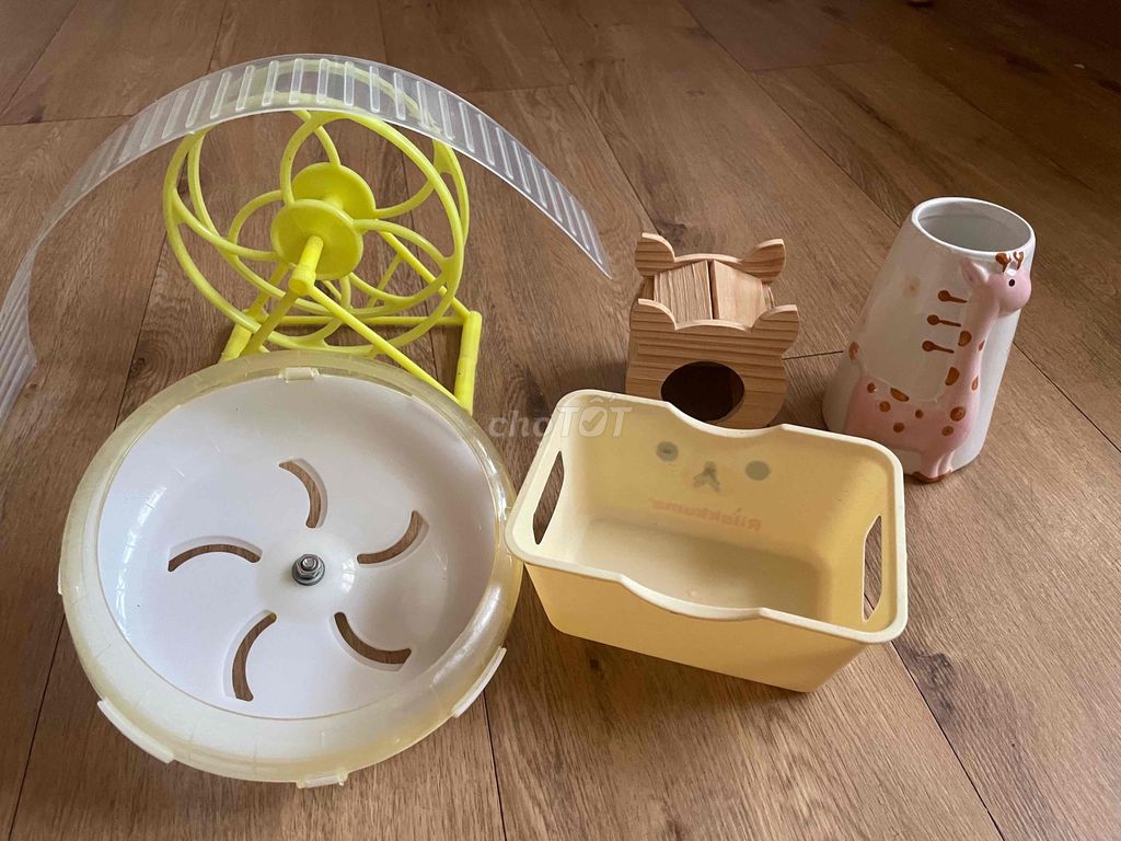 Phụ kiện hamster Nhựa Gỗ Gốm sứ Vàng Trắng Nâu. Mua bán Phụ kiện, Thức ăn, Dịch vụ tại Quận Phú Nhuận Tp Hồ Chí Minh được đăng bởi Tên chưa cung cấp hình 1
