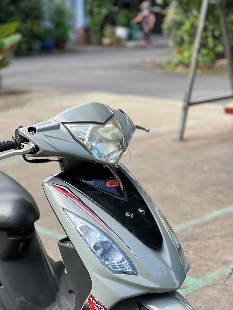 xe SYM kimco 2010  màu xam xi măng mới ken  99%. Mua bán Xe máy tại Thành phố Thủ Đức Tp Hồ Chí Minh được đăng bởi Nguyễn Thanh Bình hình 5