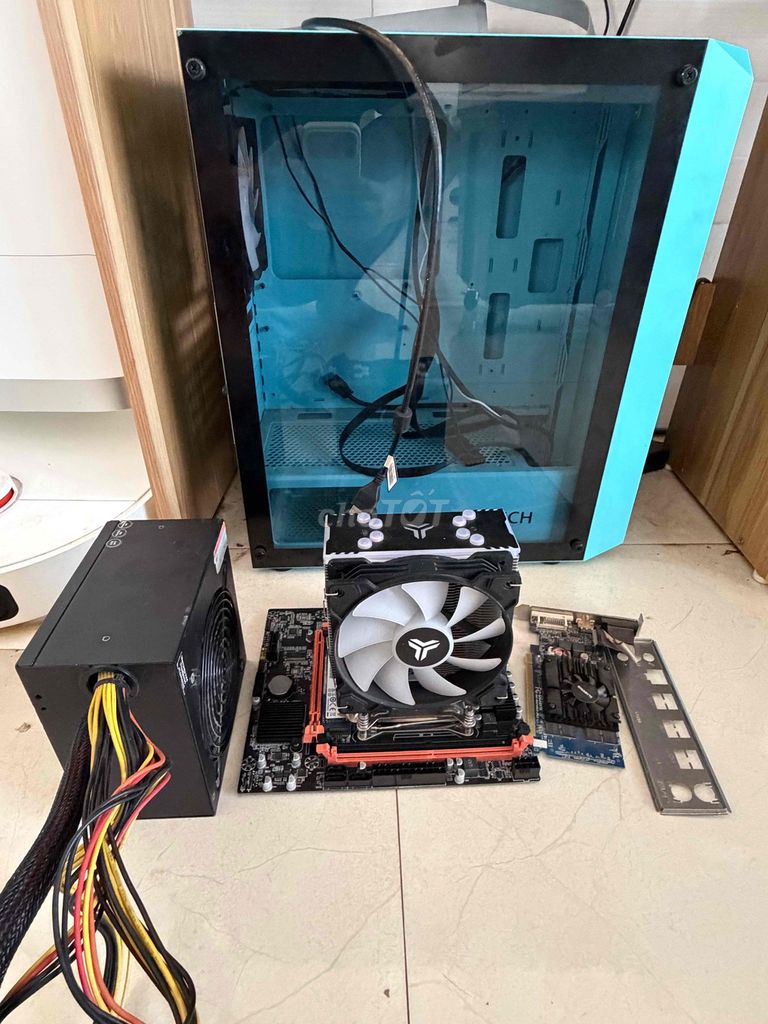 Bộ máy tính Xeon 2680v4 X99. Mua bán Máy tính để bàn tại Thành phố Buôn Ma Thuột Đắk Lắk được đăng bởi Khiêm hình 1