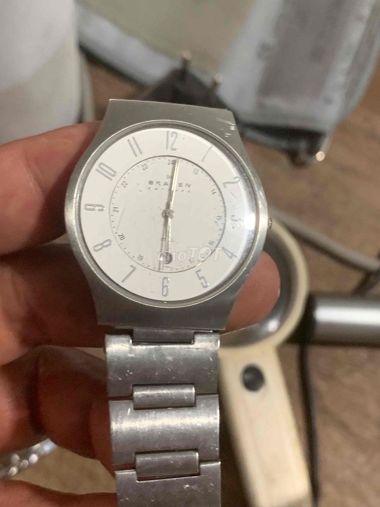 Đồng hồ đeo tay Skagen Nam Kim loại Bạc. Mua bán Đồng hồ tại Thành phố Sa Đéc Đồng Tháp được đăng bởi cầm đồ sa Đéc hình 1