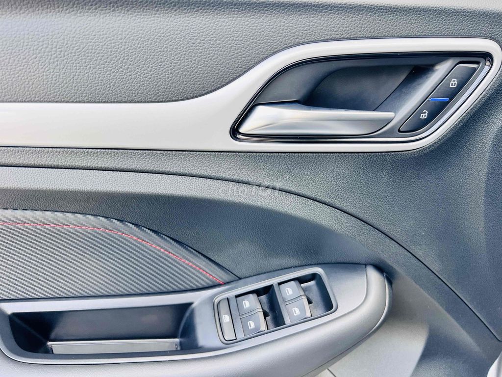 MG ZS sản xuất 2024 sơn zin cả xe siêu mới. Mua bán Ô tô tại Quận Cầu Giấy Hà Nội được đăng bởi Nam HQ Auto hình 16