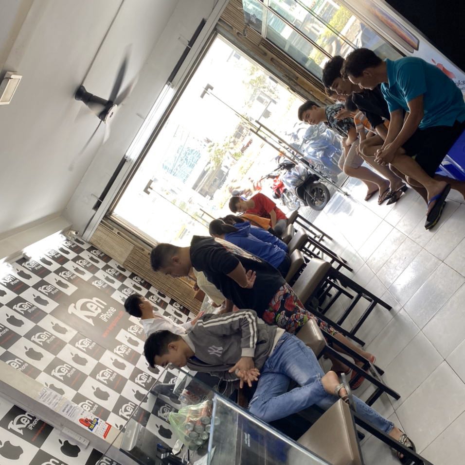 Cửa hàng lan Cửa hàng lan