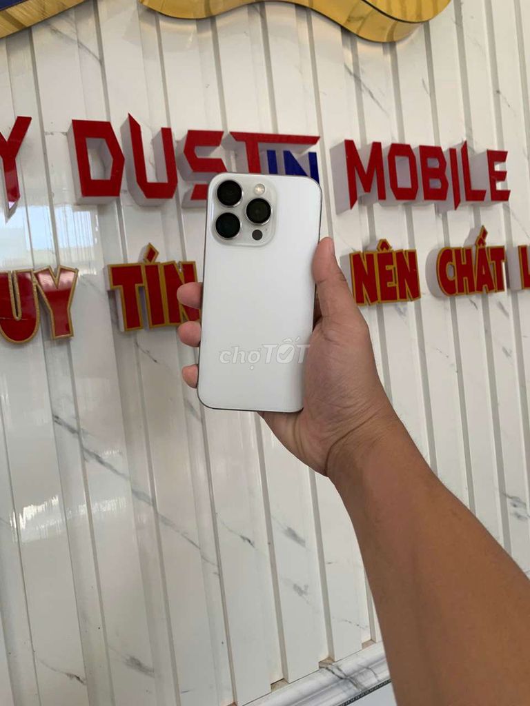 15 pro trắng quốc tế nguyên zin 100%,có sim vật lí. Mua bán Điện thoại tại Thành phố Cà Mau Cà Mau được đăng bởi Duy Dustin Mobile hình 1
