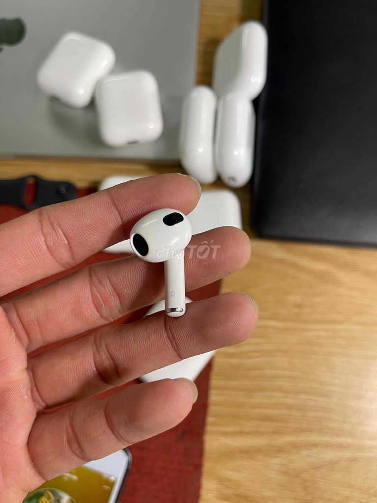 Tai lẻ Phải AirPods 3 chính hãng