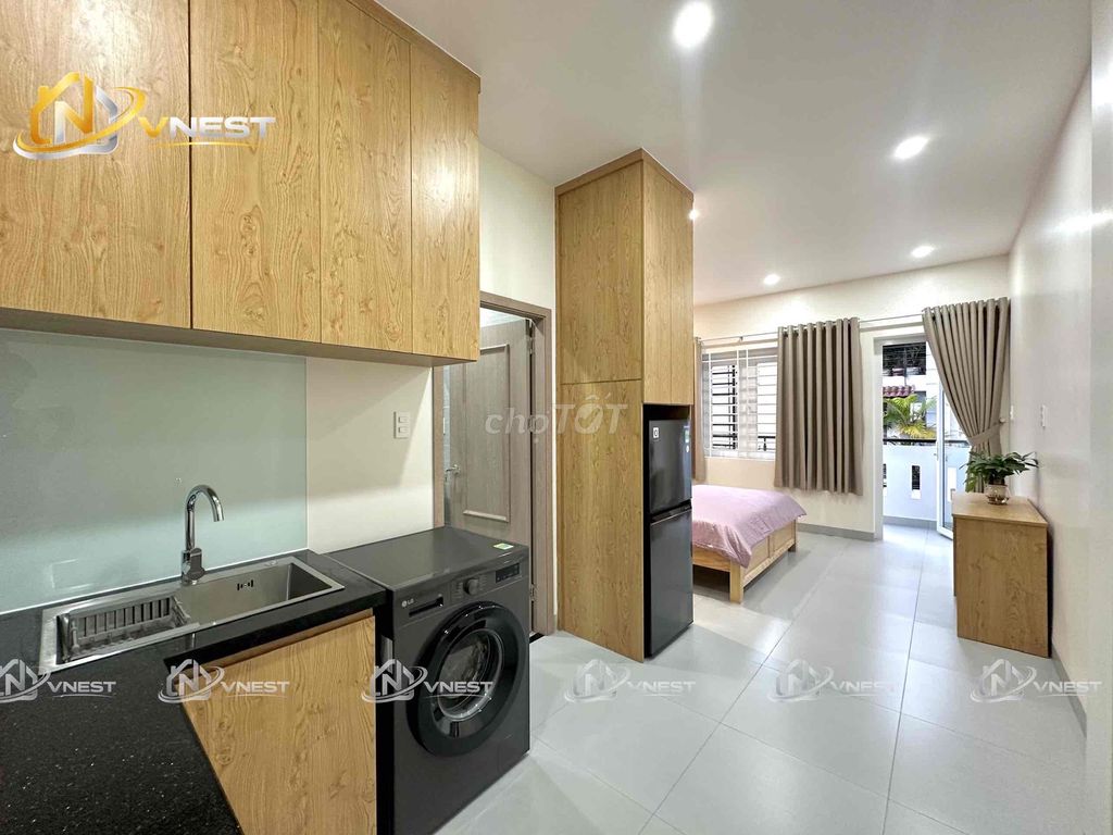 Chỉ 10tr có ngay Căn Hộ Ban Công đi bộ qua chợ Bến Thành - Takashimaya