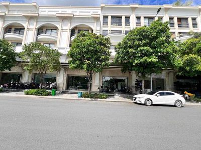 Bán Nhà Mặt Tiền Khu Đô Thị Vạn Phúc City Phường HBP Tp Thủ Đức. Mua bán văn phòng, mặt bằng kinh doanh tại Thành phố Thủ Đức Tp Hồ Chí Minh được đăng bởi Nguyễn Phú
