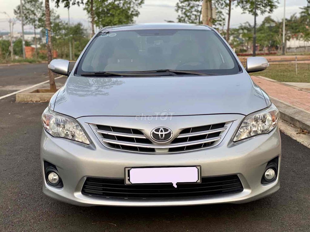 Toyota Corolla Altis 2011 số sàn như mới