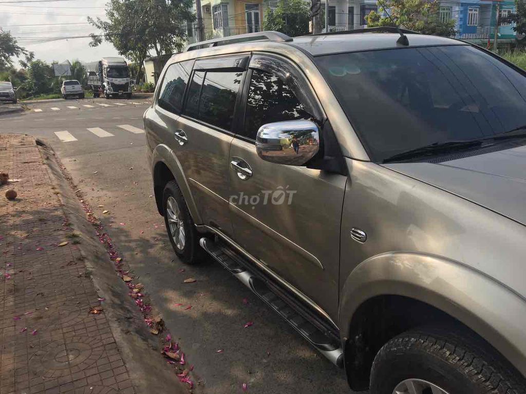 Mitsubishi Pajero Sport 2015 G 4x4 AT - 68000 km