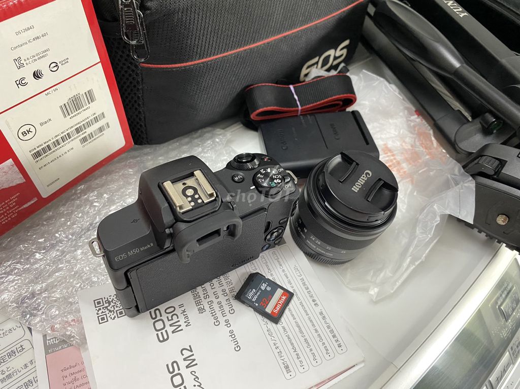 Canon EOS M50 Mark II Lens 15-45 IS STM Full box