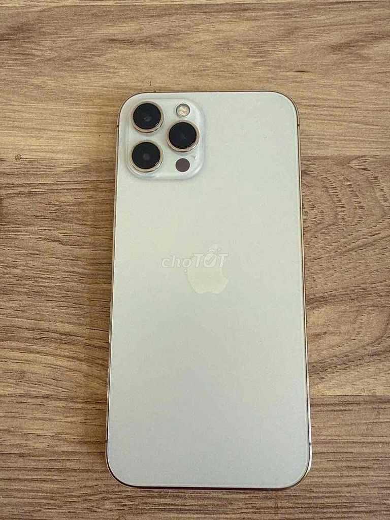 Cần bán nhanh iPhone 12promax 128G zinapp nữ dùng