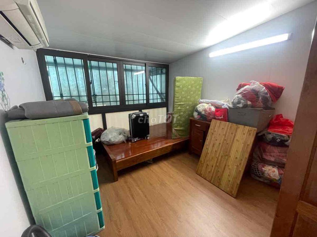 Продается красивый дом в городе Ван Миеу, массивный жилой дом 36 м2, 5 этажей - 4 спальни