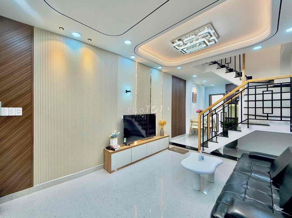 Nhỉnh 5 Tỷ - 40M² SỔ A4 - 2 TẦNG - 3PN - PHAN XÍCH LONG PHÚ NHUẬN - FU