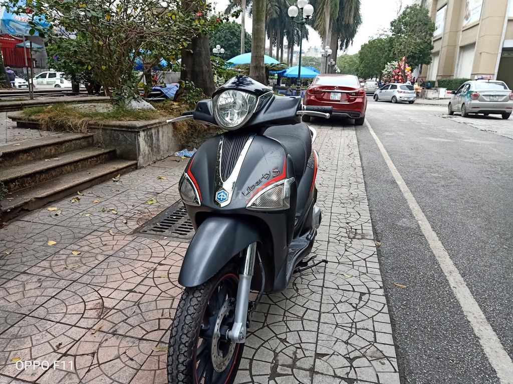 Piaggio Liberty 125 3Vie Màu xám  Chính Chủ 2019. Mua bán Xe máy tại Quận Cầu Giấy Hà Nội được đăng bởi Trí Thành hình 5