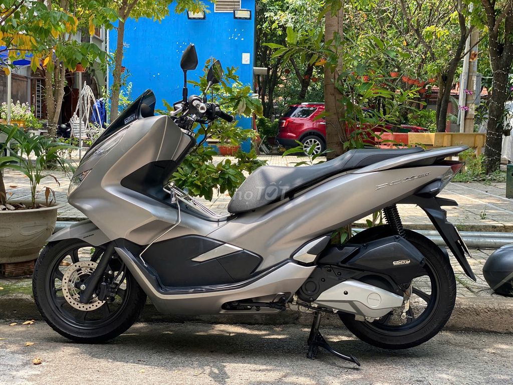 PCX 150 xám 2018 – Xe đẹp, 95% mới. Mua bán Xe máy tại Quận Phú Nhuận Tp Hồ Chí Minh được đăng bởi loic ANTOINE hình 1