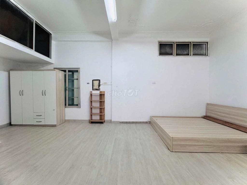 Phòng trọ full đồ ban công thoáng Nguyễn Trãi, Đống Đa