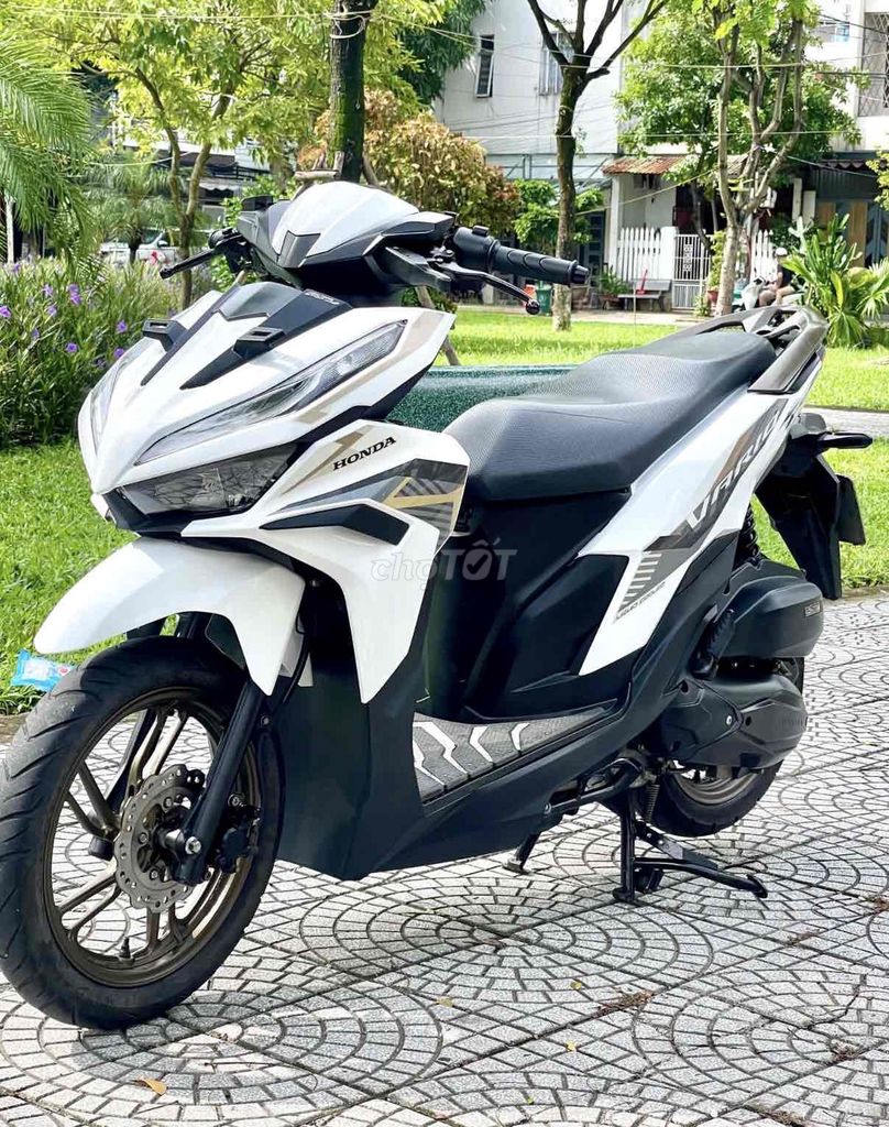 Vario 125 2024 Trắng biển 43. Trả trước 12tr