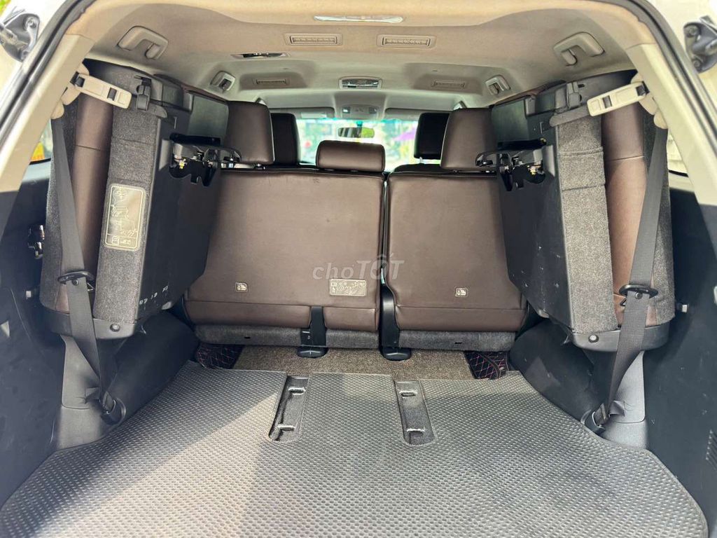 fortuner 2017 2.7V máy xăng 1 cầu 85.000k. Mua bán Ô tô tại Quận Gò Vấp Tp Hồ Chí Minh được đăng bởi Cường Lã Auto hình 11