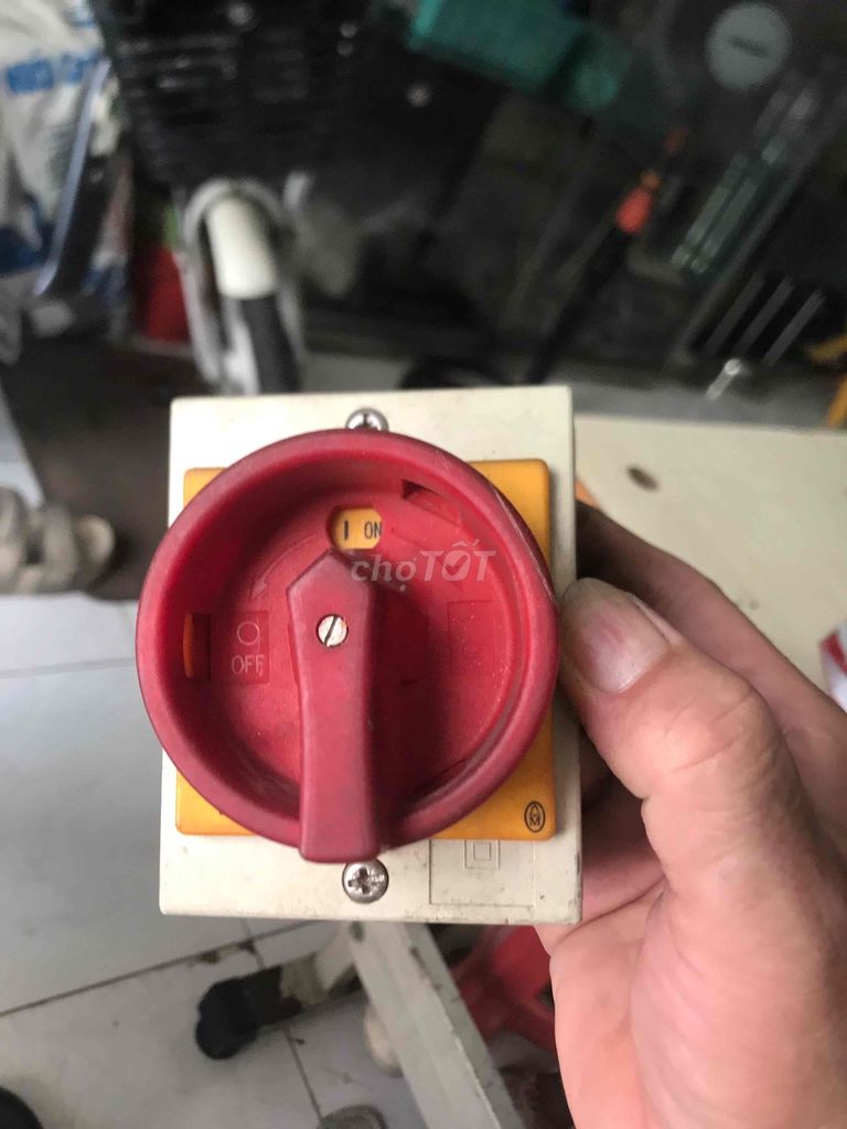 Công tắc chống nước nhựa Đức. Mua bán Nội thất, đồ gia dụng khác tại Quận 5 Tp Hồ Chí Minh được đăng bởi LÂM CHỢ LỚN hình 1