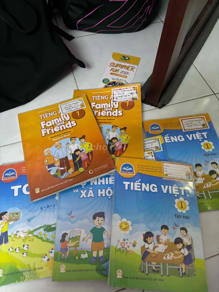 TẶNG SÁCH GK VÀ TIẾNG ANH LỚP 1. Mua bán Sách tại Quận 8 Tp Hồ Chí Minh được đăng bởi Ngọc Thảo hình 1