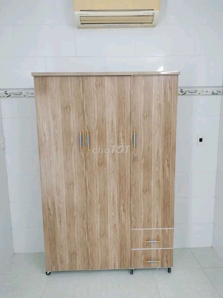 Tủ quần áo Ecomi Nhựa vân gỗ 2 cánh. Mua bán Tủ, kệ gia đình tại Quận Liên Chiểu Đà Nẵng được đăng bởi Thuận SHOP hình 1
