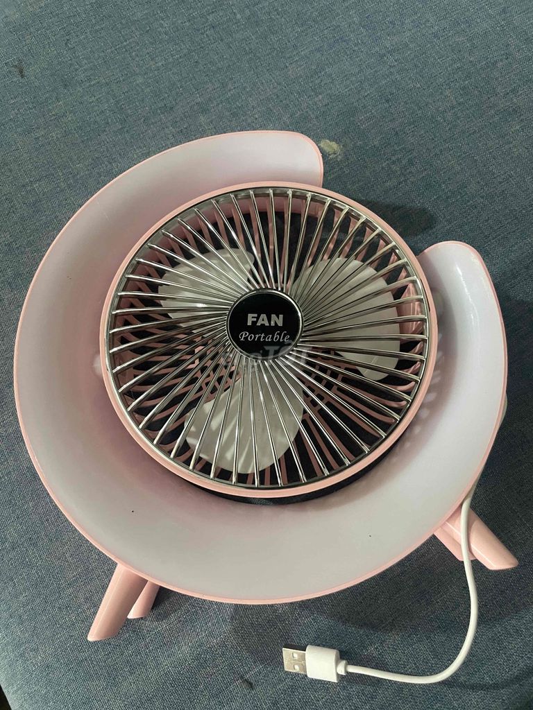Quạt mini cầm tay Hồng Nhựa Kim loại. Mua bán Quạt tại Quận Bắc Từ Liêm Hà Nội được đăng bởi nguyễn mạnh tùng hình 1
