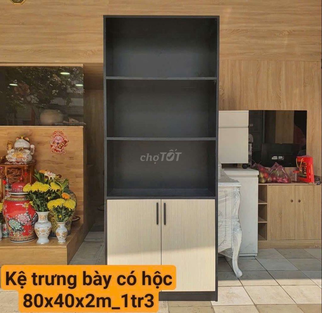 Thanh lý kệ trưng bày giá rẻ tphcm  cao 1m6 và 2m