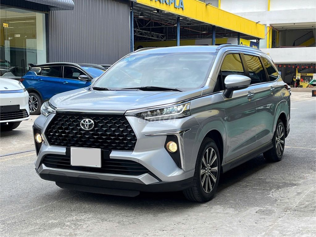 TOYOTA VELOZ CROSS 2022 XE GIA ĐÌNH LƯỚT VAY 75%. Mua bán Ô tô tại Quận Gò Vấp Tp Hồ Chí Minh được đăng bởi Hiếu hình 2