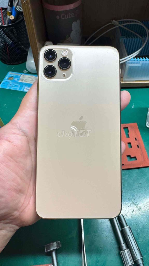 Apple iPhone 11 Pro Max 256GB Vàng. Mua bán Điện thoại tại Quận Tân Bình Tp Hồ Chí Minh được đăng bởi nums hình 1