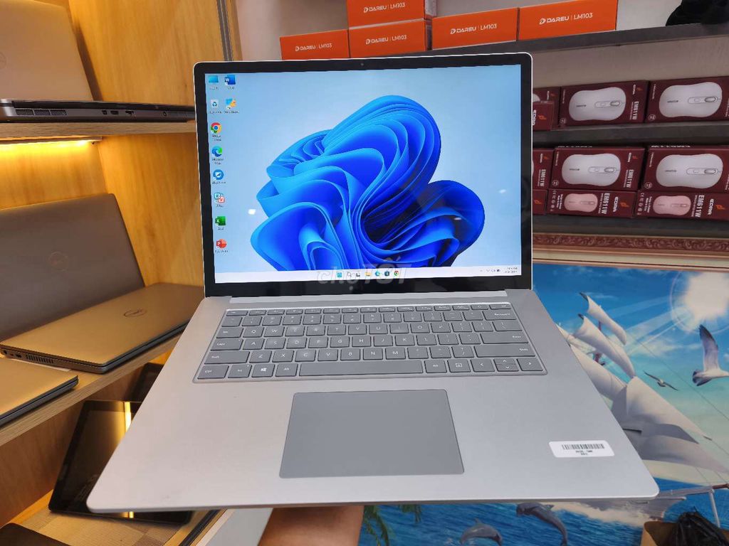 Microsoft Surface Laptop 3 i7 15 inch 16GB/512GB. Mua bán Laptop tại Thành phố Biên Hòa Đồng Nai được đăng bởi LAPTOP BIÊN HOÀ hình 1