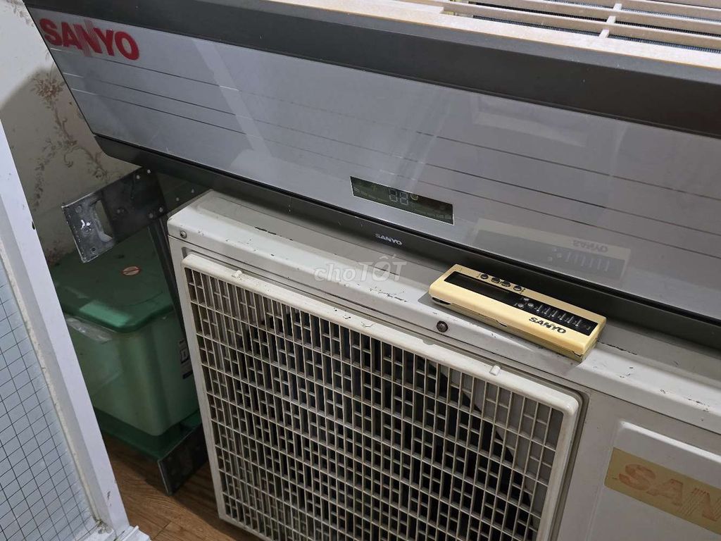 nhà mình cần bán máy lạnh SANYO 1.5HP . Mua bán Máy lạnh, điều hoà tại Thành phố Thủ Dầu Một Bình Dương được đăng bởi Thành Nhân hình 1