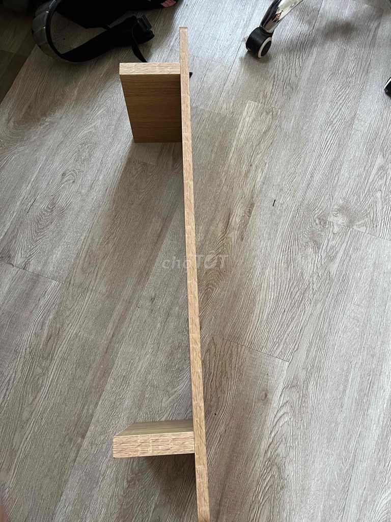 Kệ decor gỗ vàng. Mua bán Tủ, kệ gia đình tại Quận Gò Vấp Tp Hồ Chí Minh được đăng bởi Trần Minh Nghĩa hình 1