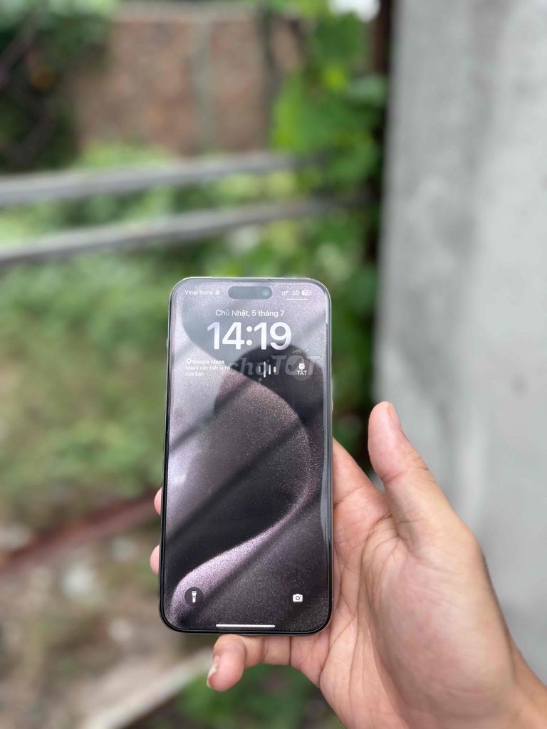 Apple iPhone 15 Pro Max Xám. Mua bán Điện thoại tại Thành phố Thuận An Bình Dương được đăng bởi Quang Nguyễn hình 1