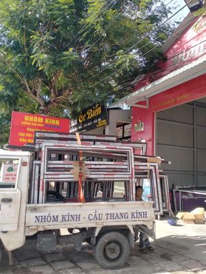 tuyển lao động phổ làm phụ nhôm kính