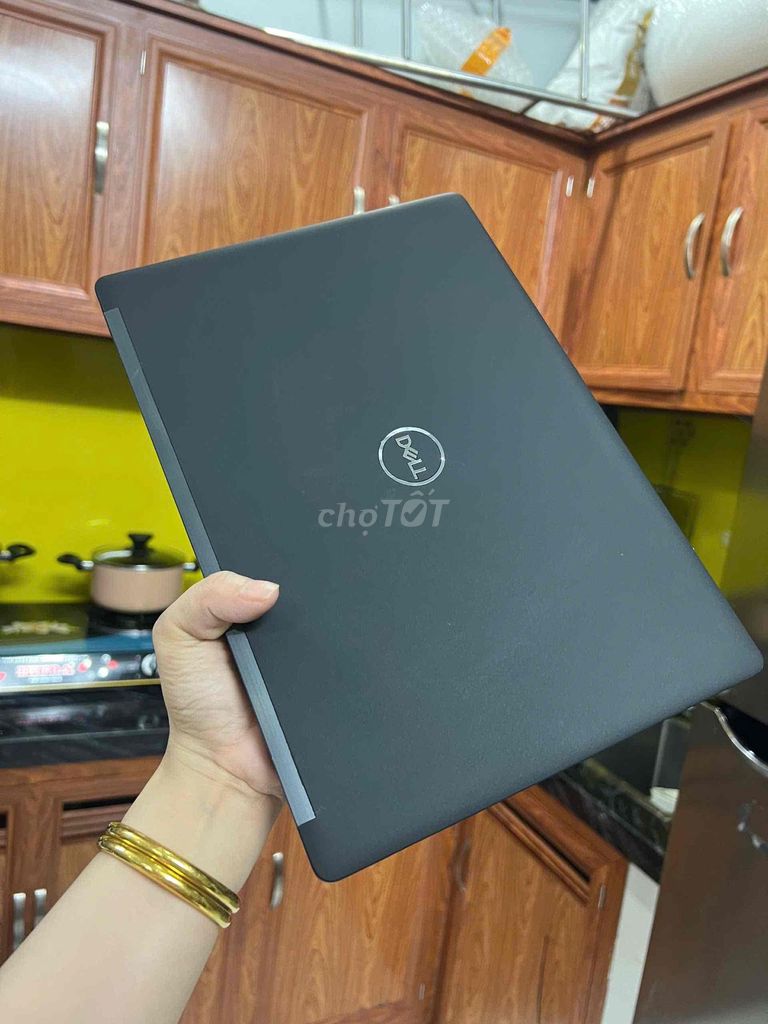 Dell Inspiron 15 Đen. Mua bán Laptop tại Thành phố Thuận An Bình Dương được đăng bởi Trâm Anh hình 1