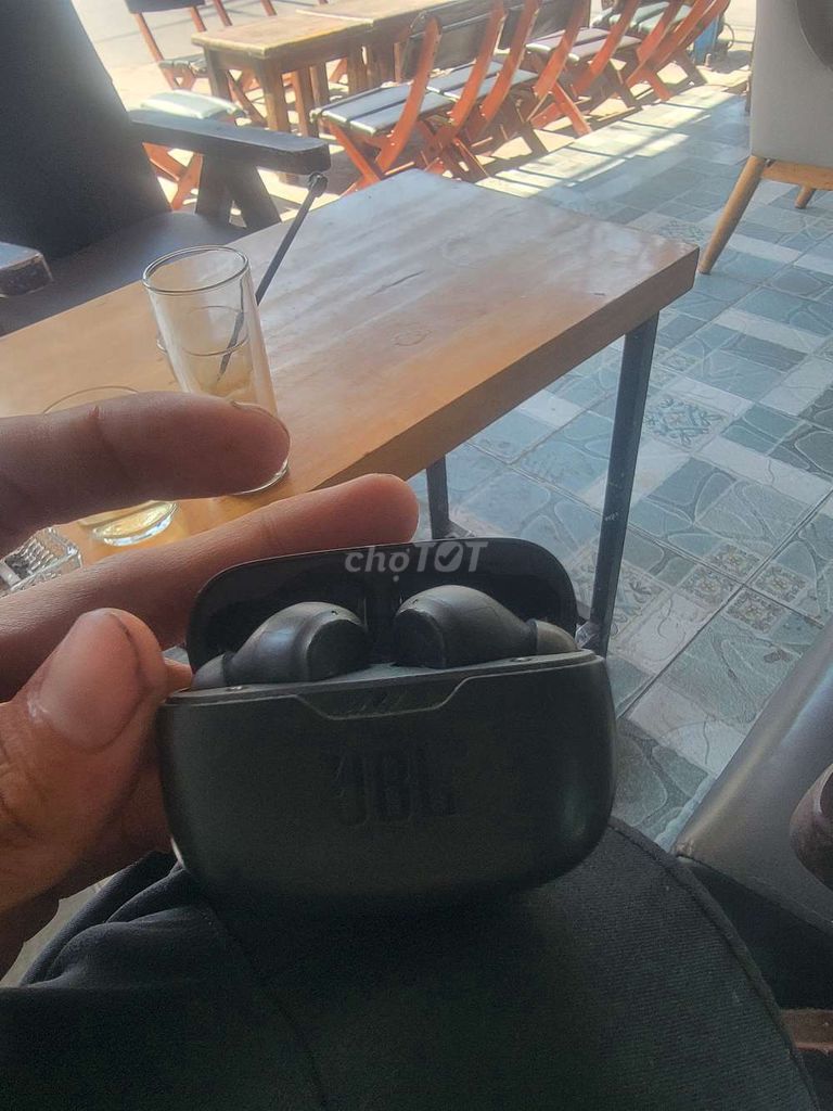 Tai nghe JBL TUNE 230NC TWS Đen. Mua bán Tivi, Âm thanh tại Quận Bình Tân Tp Hồ Chí Minh được đăng bởi Hưng hình 1