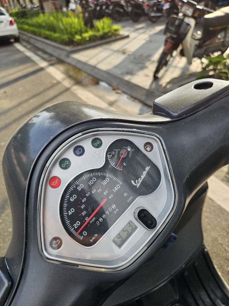 Vespa GTS 3vie 2015. Mua bán Xe máy tại Quận Ba Đình Hà Nội được đăng bởi Bách hình 8