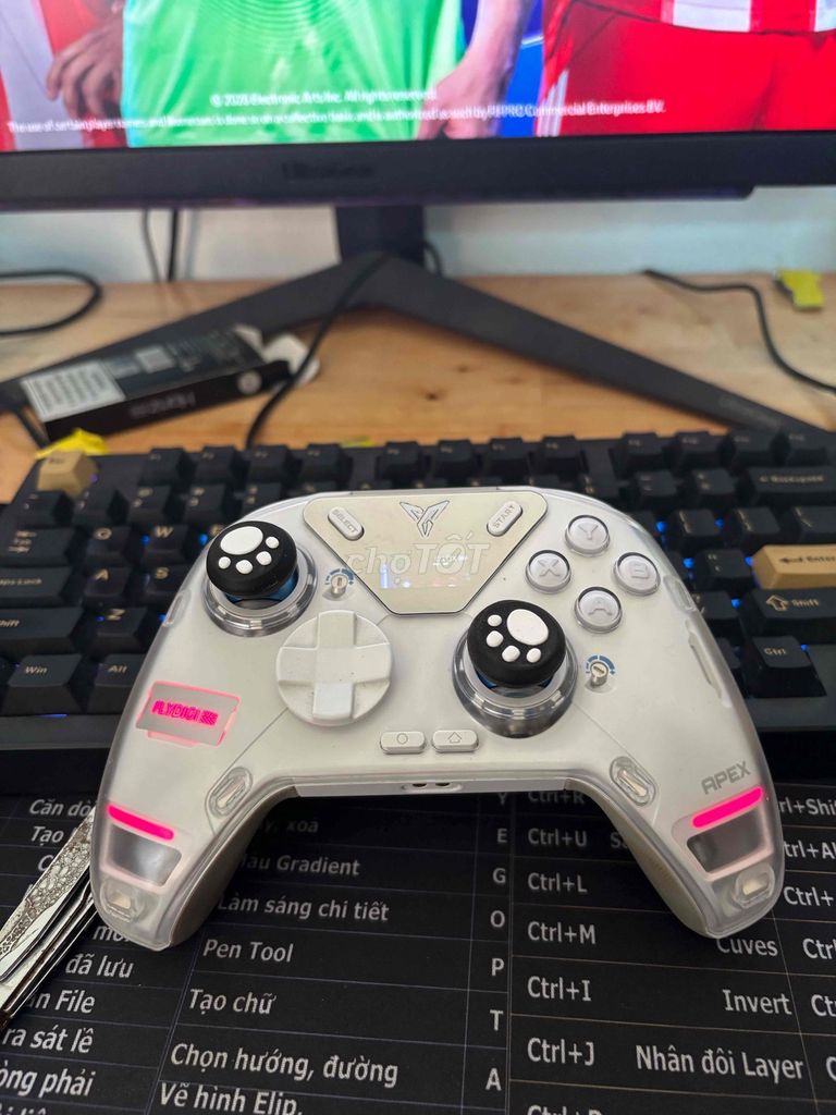 Tay cầm chơi game Flydigi Apex 4 Trắng. Mua bán Thiết bị chơi game tại Quận Hoàng Mai Hà Nội được đăng bởi Hoàng anh hình 1