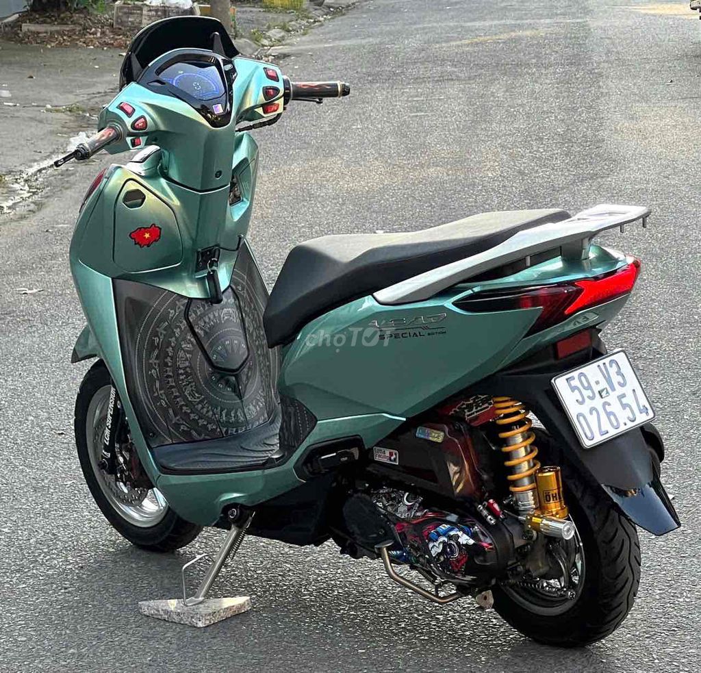 lead up 4vanl full kiễng may zin nợ xấu trả 50% ạ. Mua bán Xe máy tại Quận Bình Tân Tp Hồ Chí Minh được đăng bởi Xe Máy Qúy Le hình 1