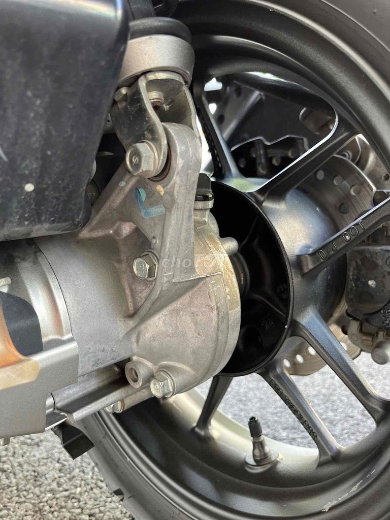 Honda ADV 150 ABS Đỏ 2500km. Mua bán Xe máy tại Quận Tân Phú Tp Hồ Chí Minh được đăng bởi Nguyễn Bảy hình 5