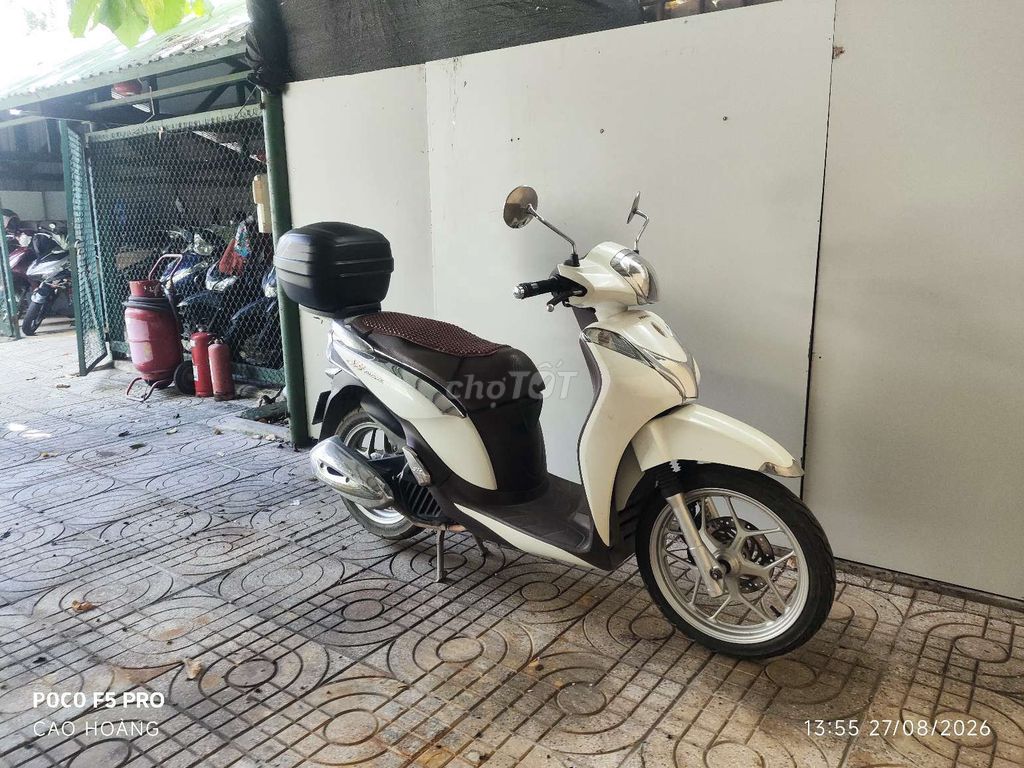 Honda SH Mode, белый, 50 000 км