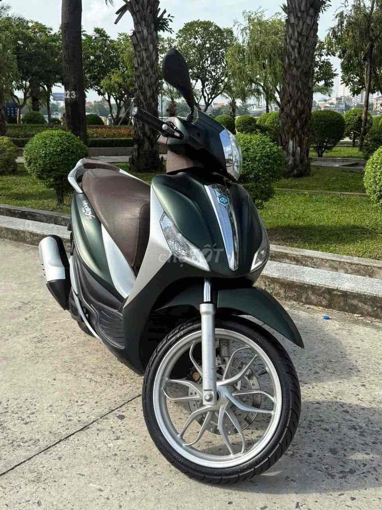 cần bán ạ. Mua bán Xe máy tại Quận Bình Thạnh Tp Hồ Chí Minh được đăng bởi Nguyễn Nghĩa hình 3