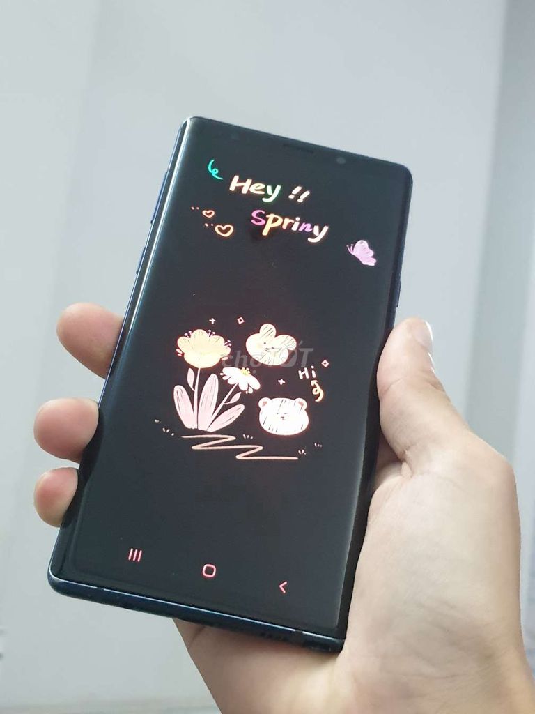 3 tờ kịch khung cầm ngay Note9