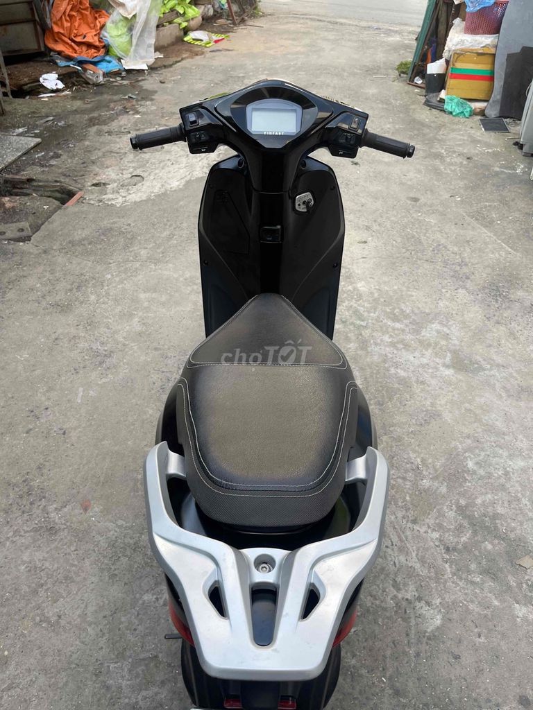 Xe Vinfast-Feliz-Màu đen. Mua bán Xe điện tại Quận Ba Đình Hà Nội được đăng bởi Nguyễn Huy Hoàng hình 4