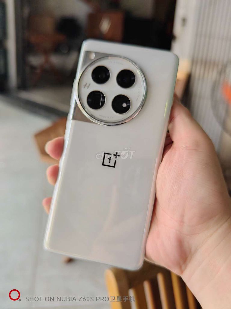 Oneplus 12(12/256)màu trắng Oxygen Os 15 có gl